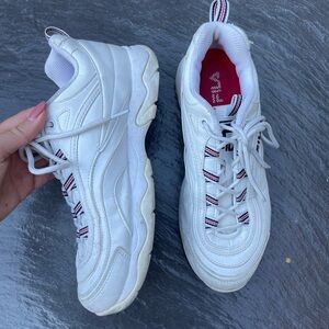 Fila white chunky sneakers sz 9